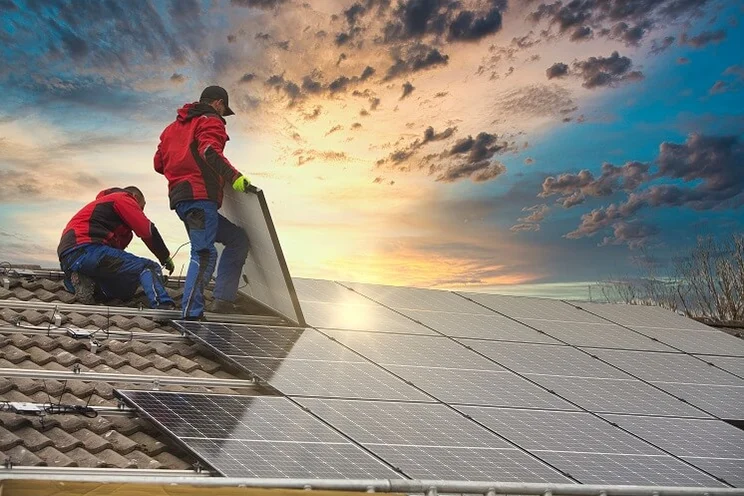 How to Choose a Solar Panel Installer – Why Installation Quality Matters