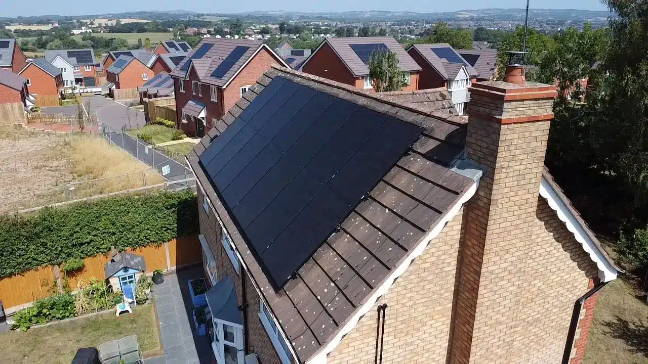 More Worcestershire Homeowners Turn to Solar as Energy Costs Rise